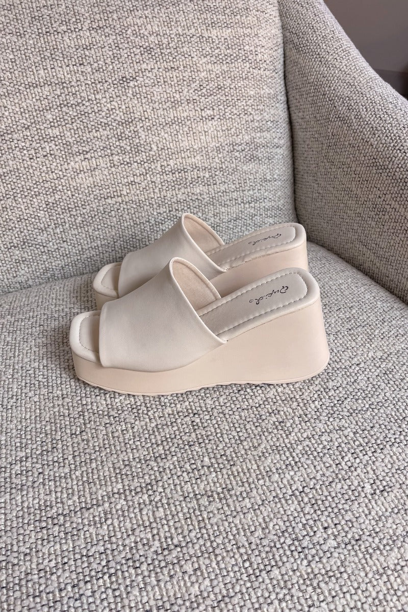Afton Wedge Sandals - Image 5