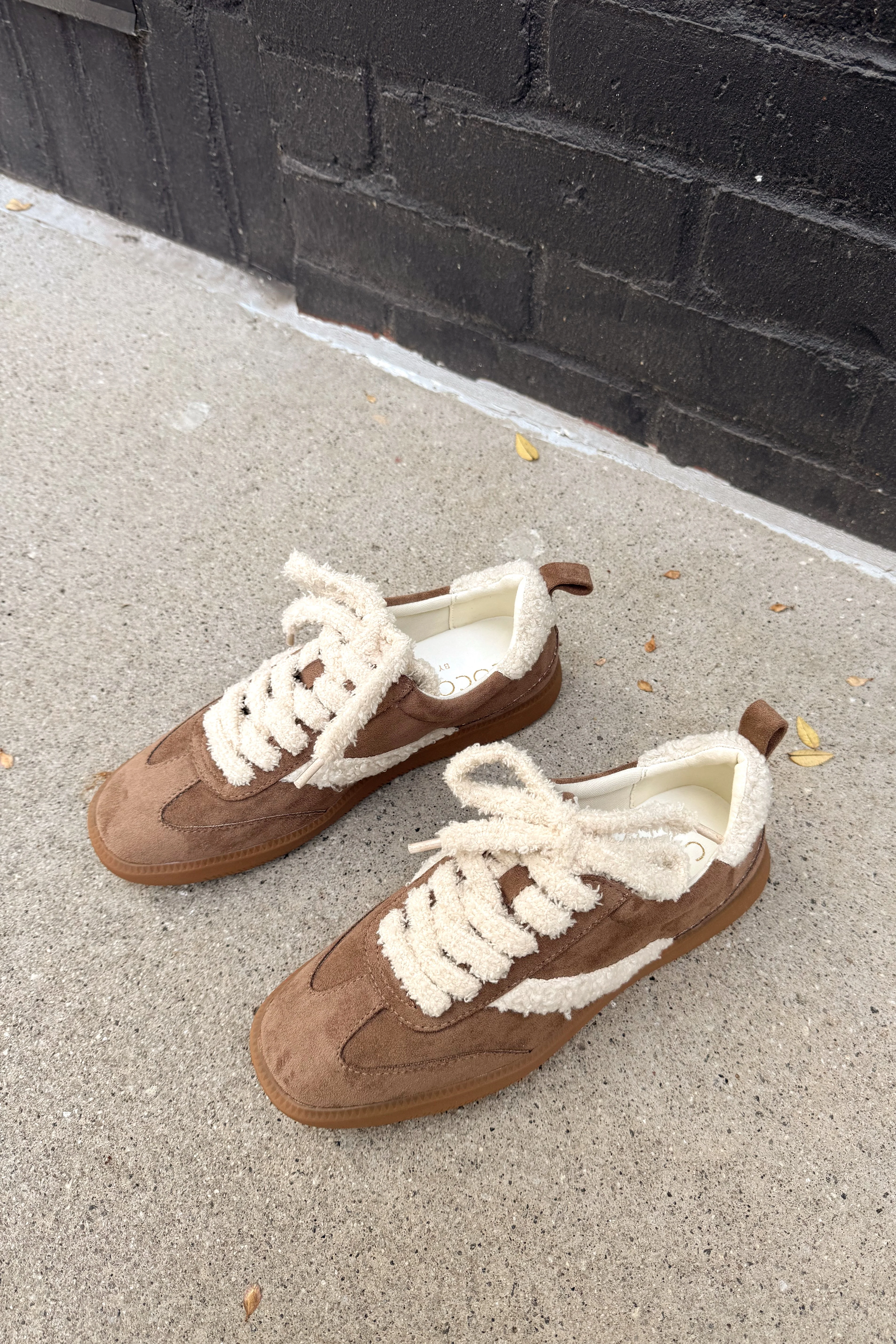 Coconuts by Matisse Wylder Taupe Sneaker