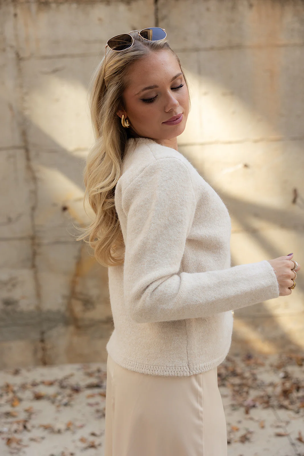 Helena Cream & Gold Button-Up Cardigan - Image 3