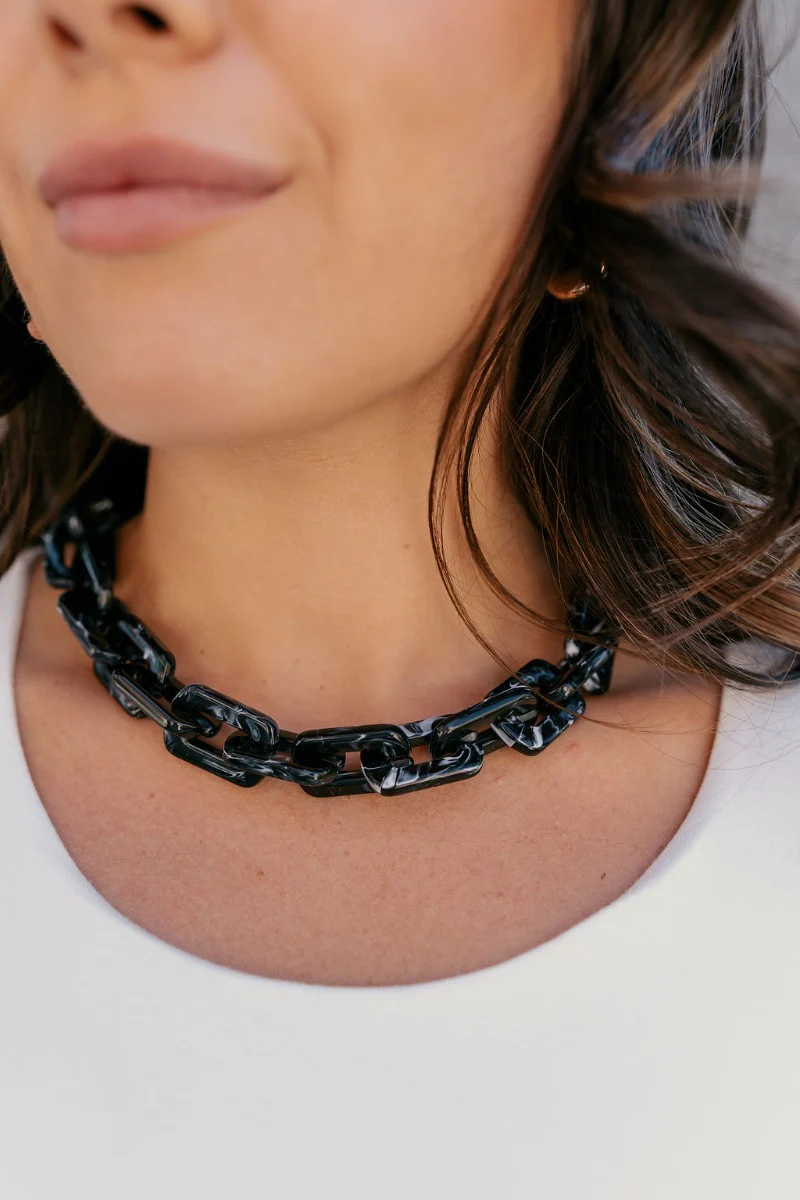 Kendall Black Chain Link Statement Necklace - Image 2