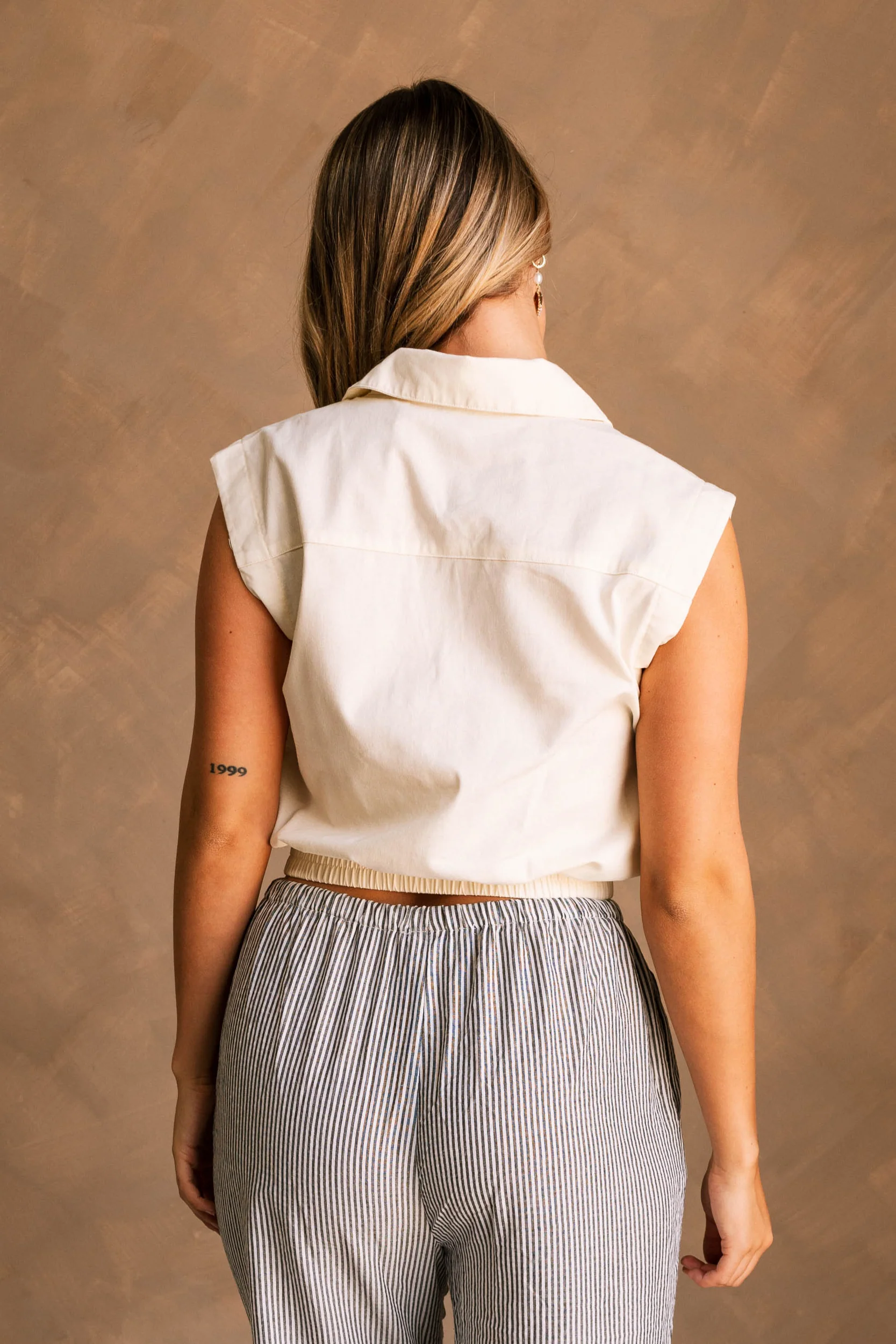 McKenzie Cream Cropped V-Neck Collar Top - Image 7