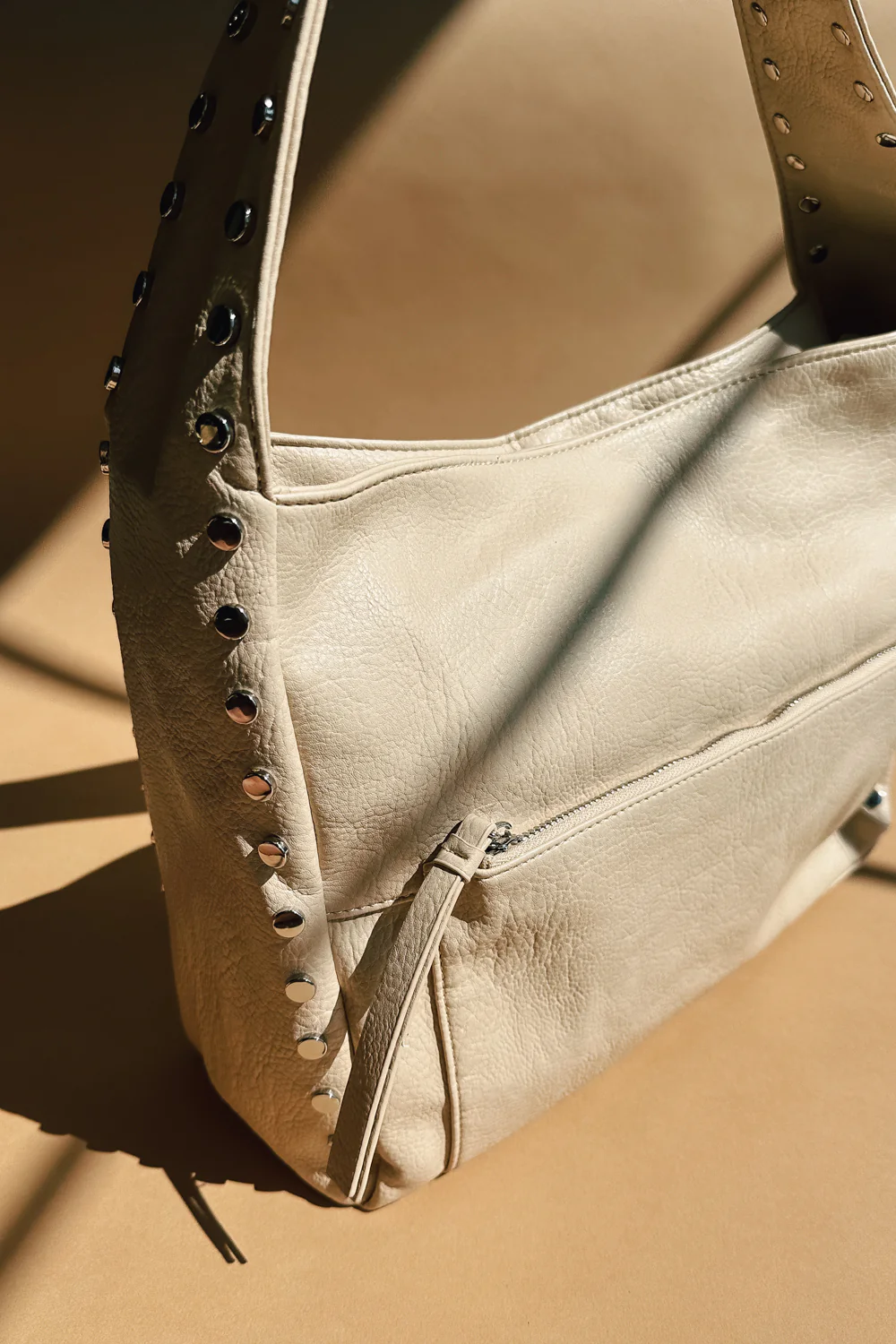 Misty Cream & Silver Embellished Shoulder Purse - Image 11