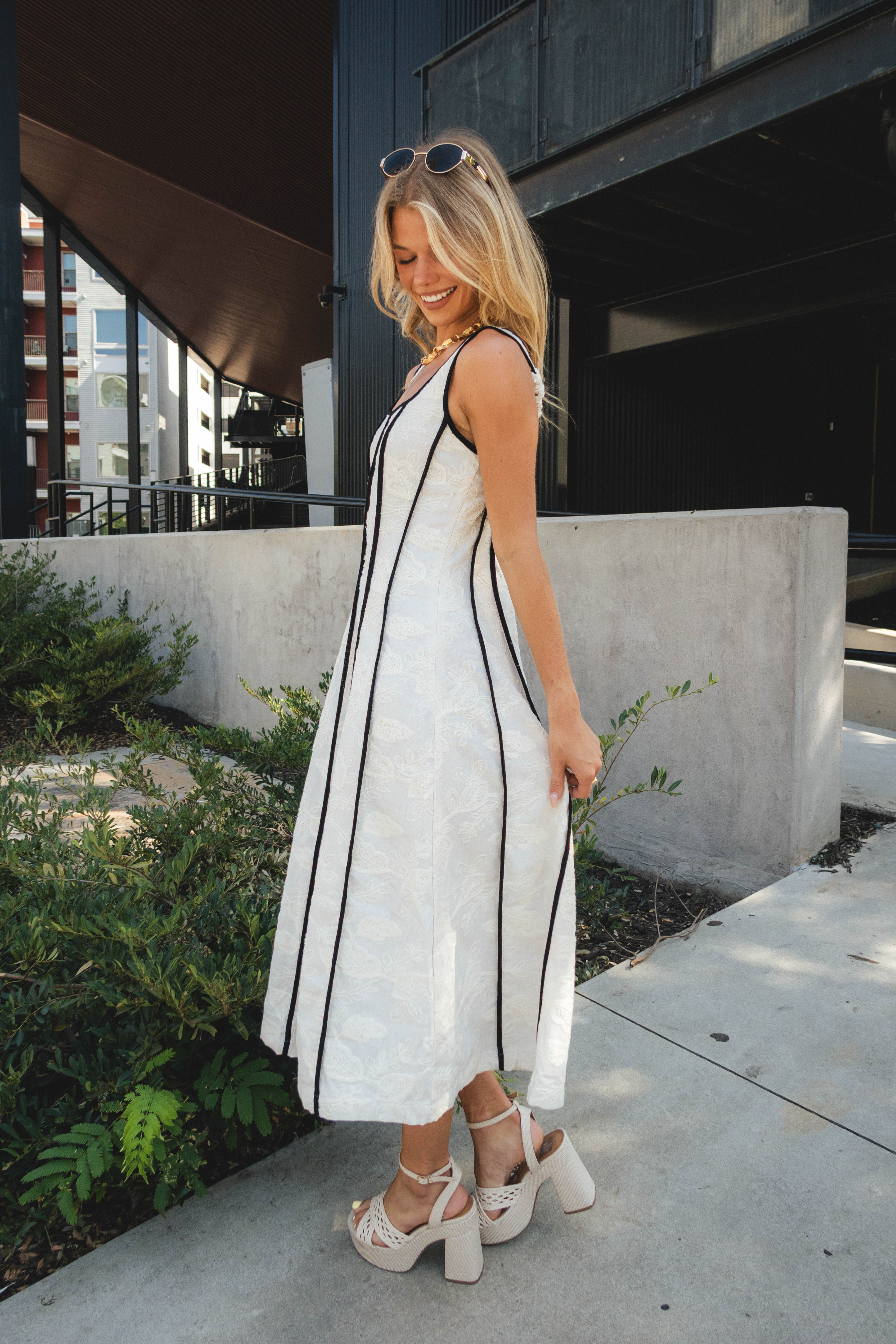 Monroe Natural Floral Linen Midi Dress - Image 6