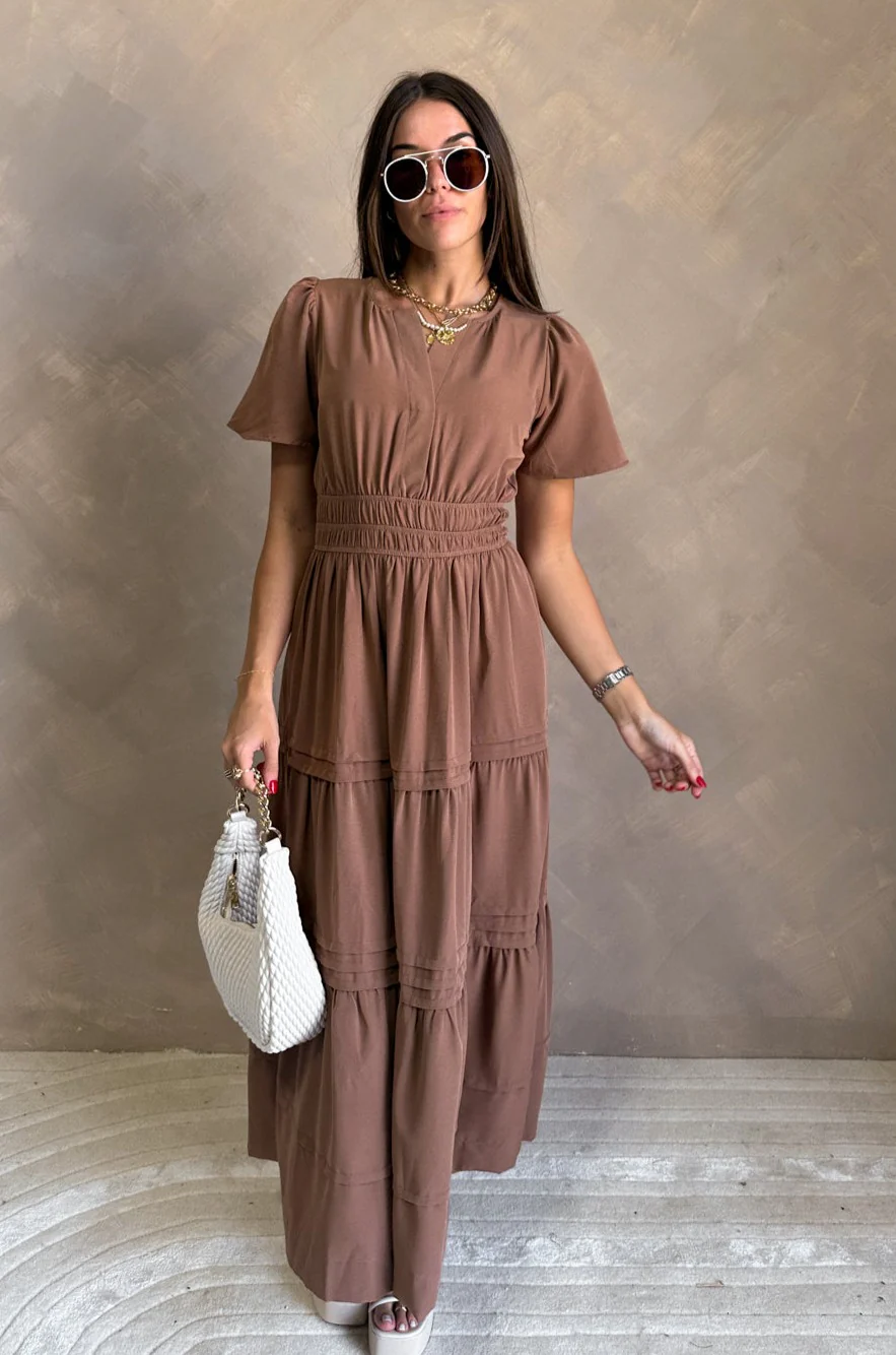 Shannon Mocha Short Sleeve Midi Dress - Image 2